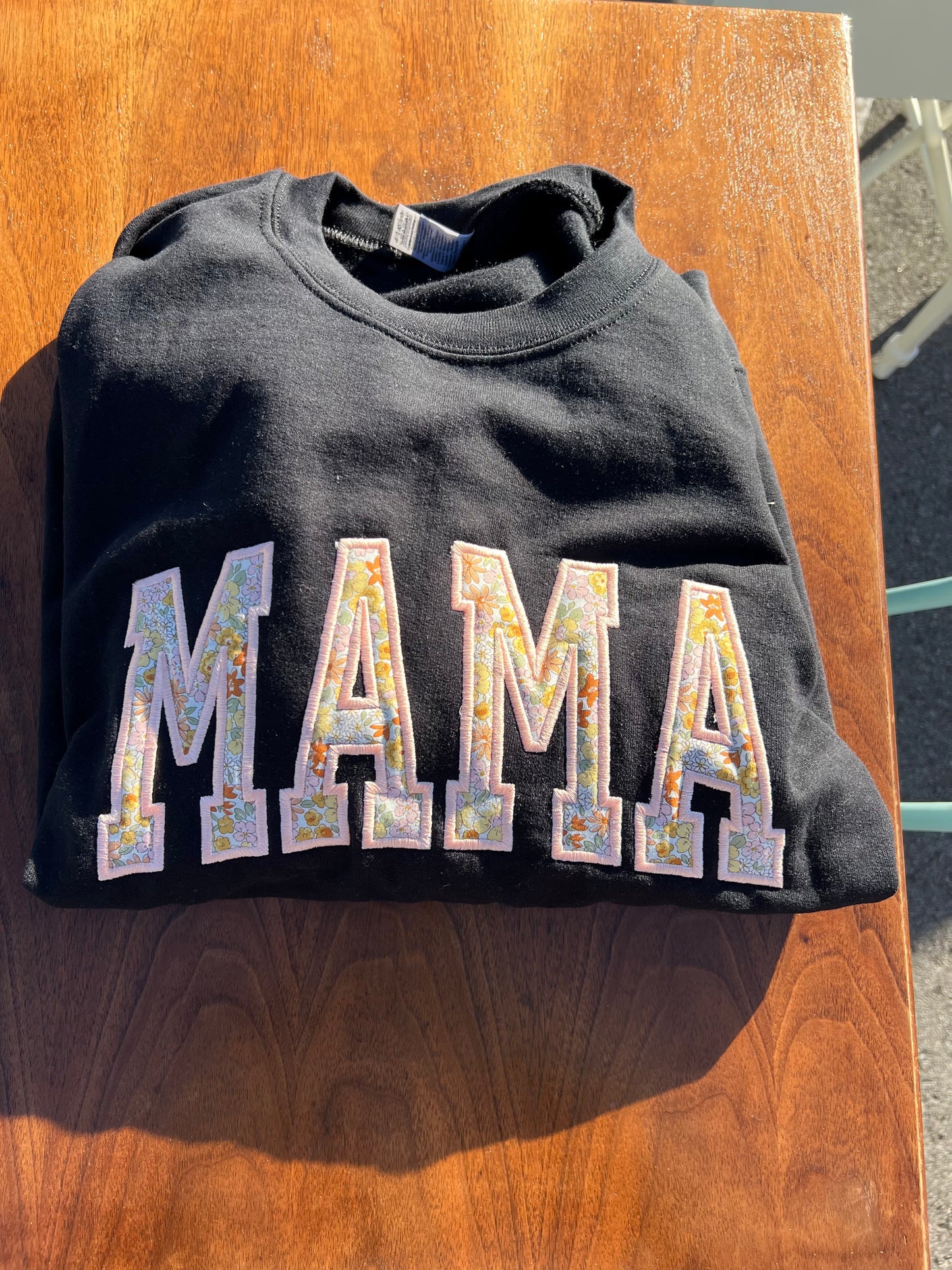 Mama Appliqué